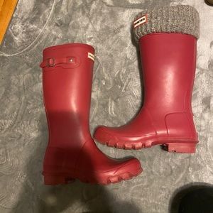 Raspberry Hunter Boots